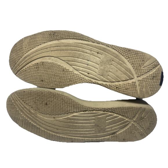 Dr. Martens Les Boot FL Womens 8 Black Chukka Faux Fur Lined Wedge Heel Lace Up - Picture 8 of 13